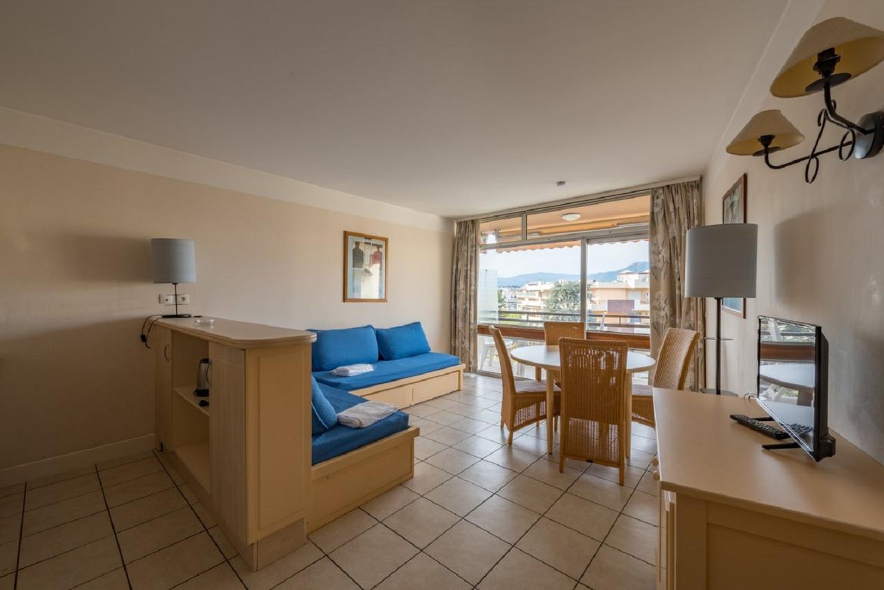 Residence Heliotel Marine - Maeva Home Saint-Laurent-du-Var Oda fotoğraf