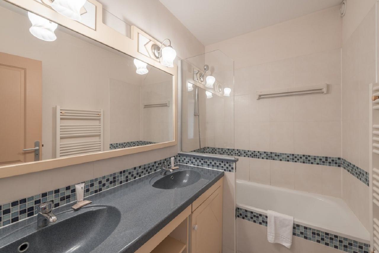 Residence Heliotel Marine - Maeva Home Saint-Laurent-du-Var Oda fotoğraf